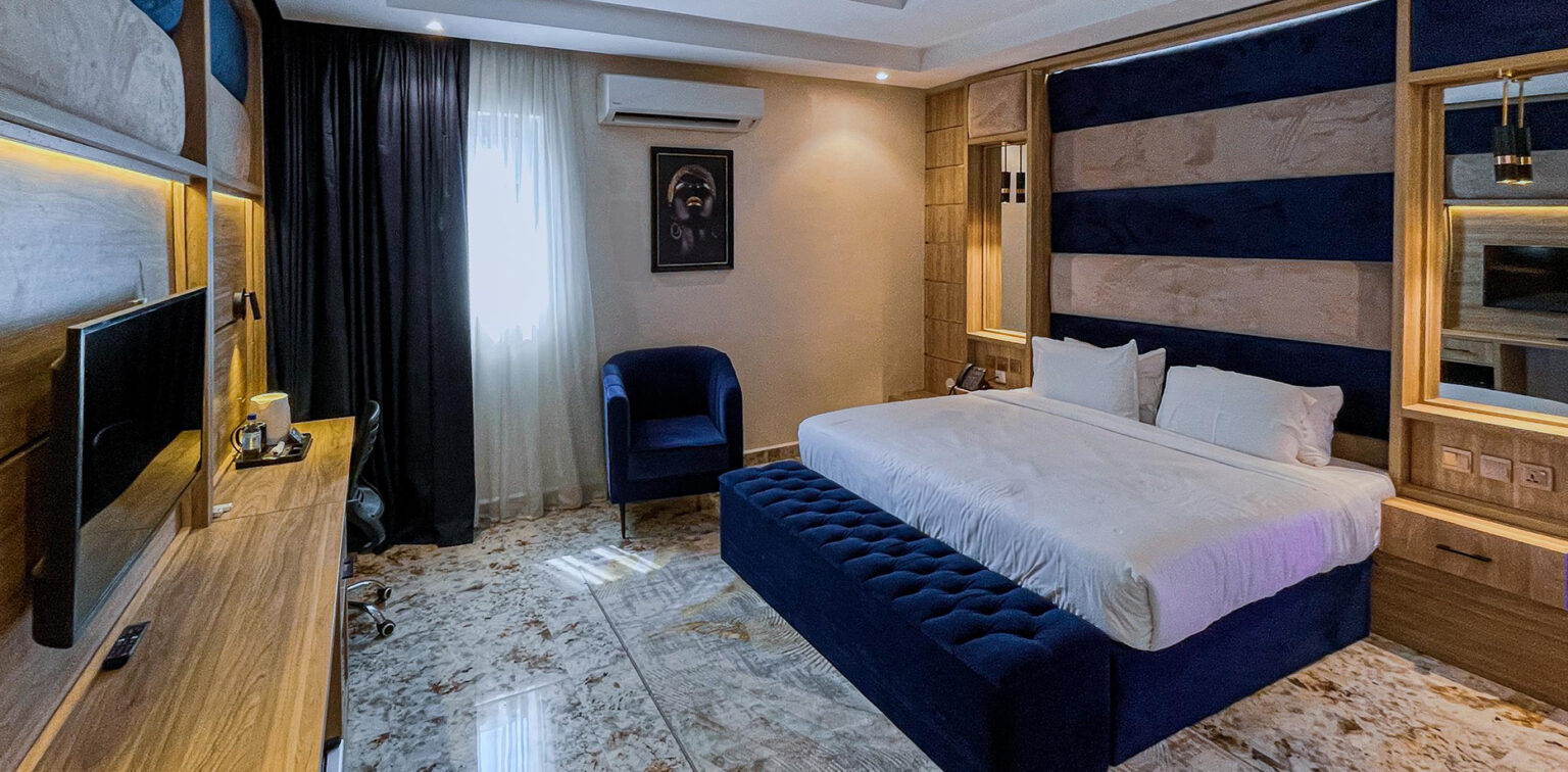 Silver Room Image